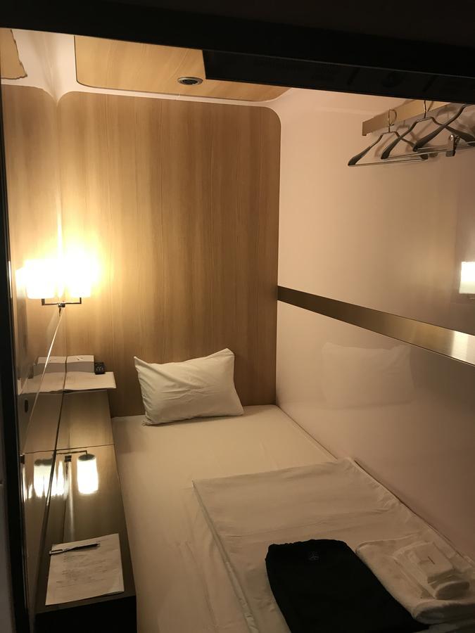First Cabin Kansai Airport Szennan Kültér fotó